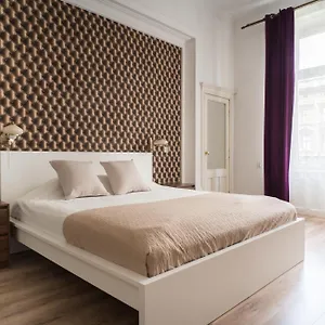 https://roller-hostel.krakowhotelspoland.com